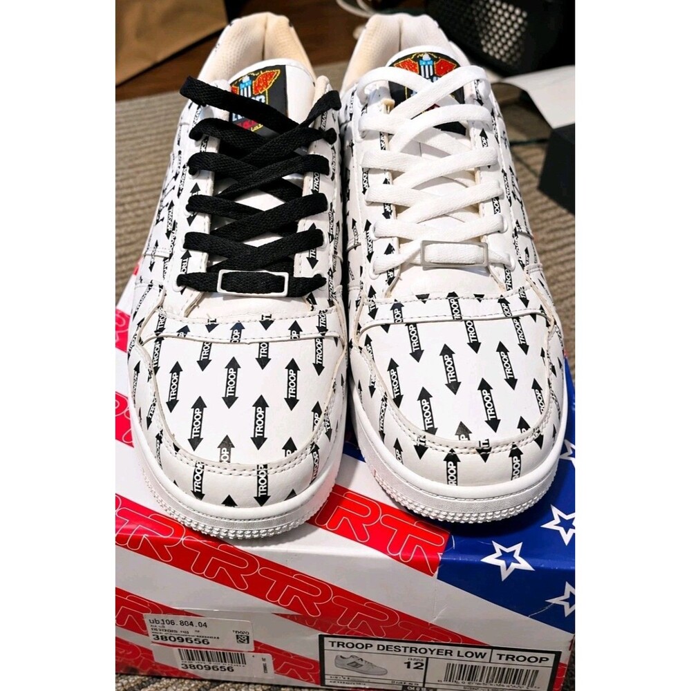 TROOP Destroyer Low Top Sneakers White Black All Over Logo Print Men’s Size 12